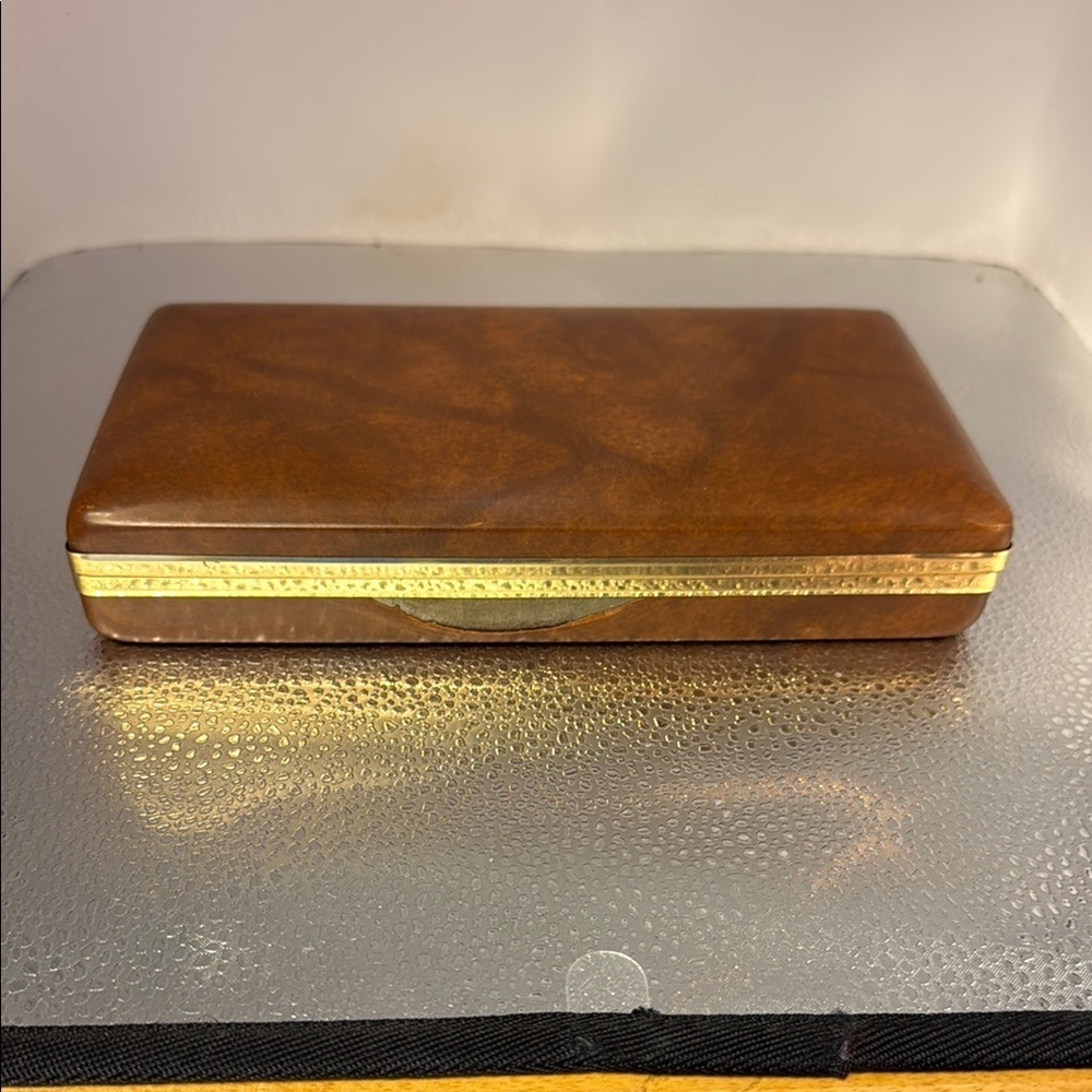 Elegant Brown Jewelry Box with Gold Accent​